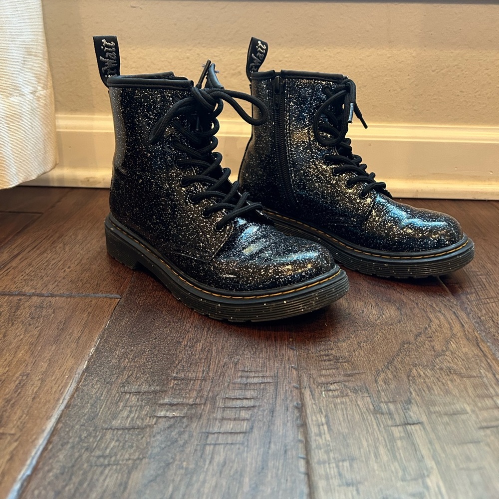 Girls Dr. Martens glitter boots size 2